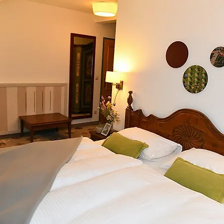 Classik Martinshof, Messe 3*