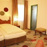 Classik Martinshof, Messe 3* ميونيخ