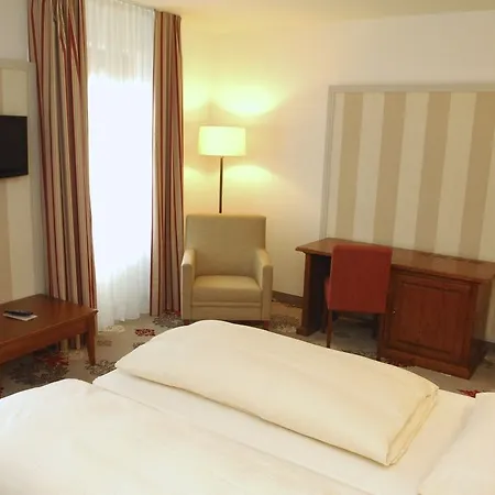 Classik Martinshof, Messe 3* München