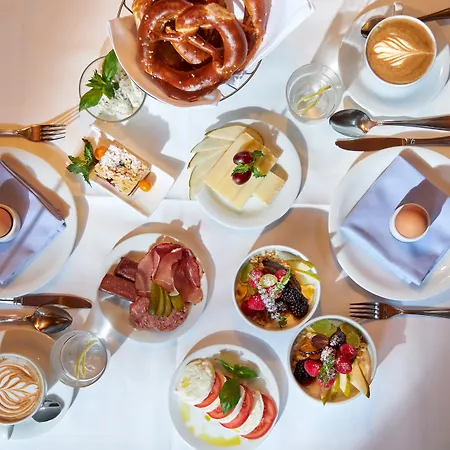 Classik Martinshof, Messe Monachium