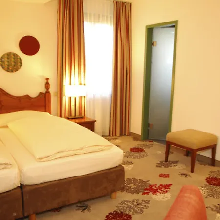 Classik Martinshof, Messe 3* Μόναχο