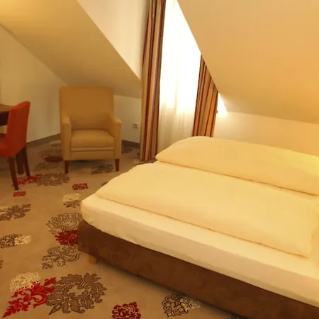 Classik Martinshof, Messe 3* Мюнхен