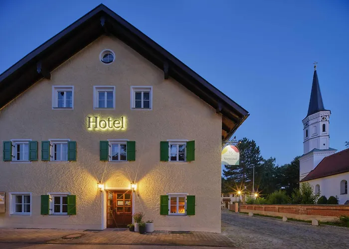 Classik Martinshof, Messe 3*