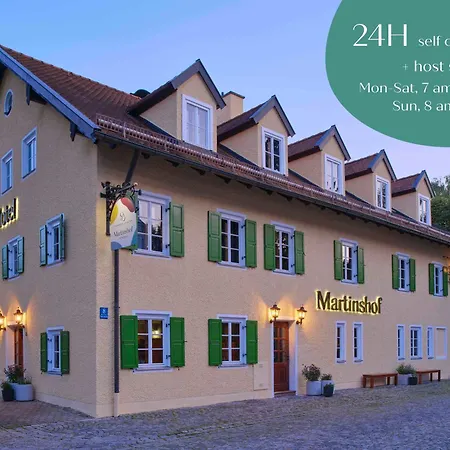 Classik Martinshof, Messe 3*
